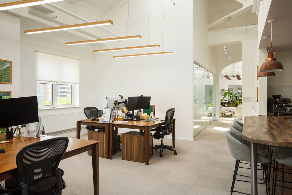 The London Office — Desks & coffee bar