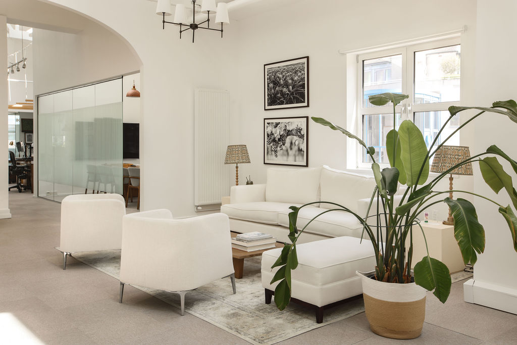 The London Office — Informal meeting lounge