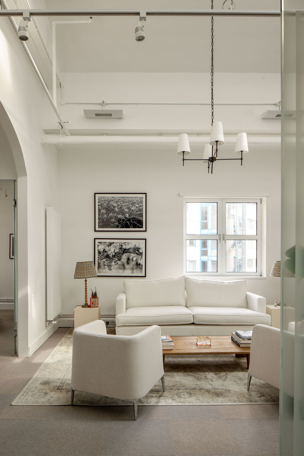 The London Office — Lounge vignette