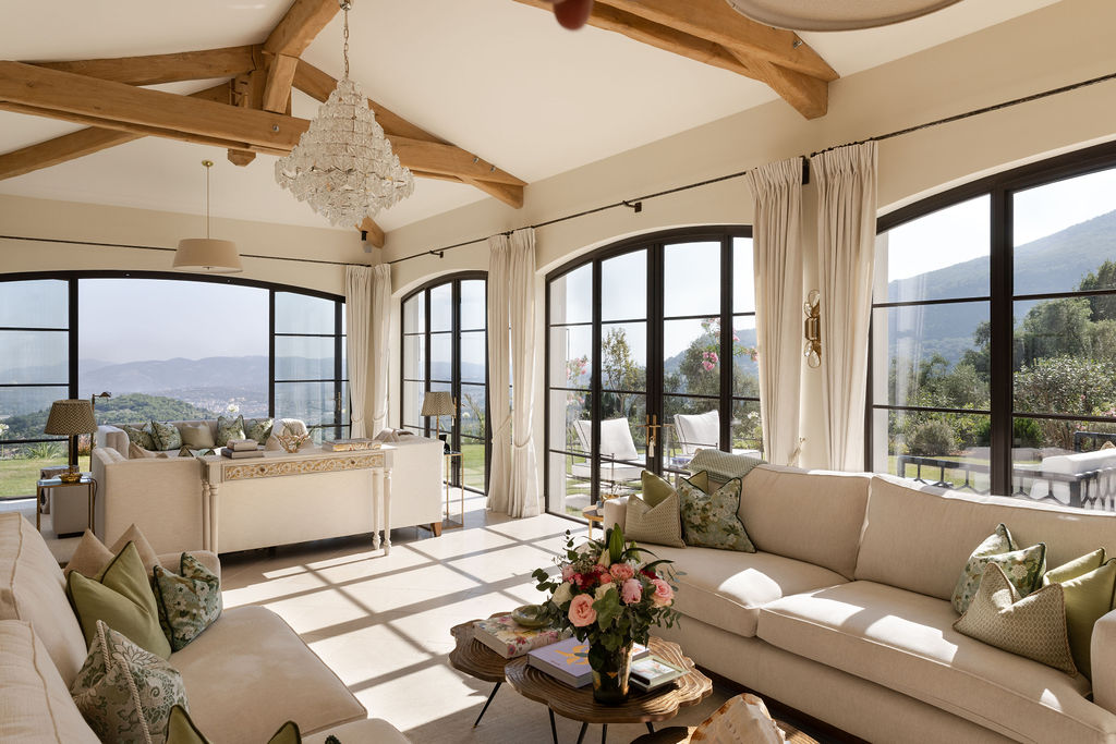 Olive D’Or — Reception with mountain view