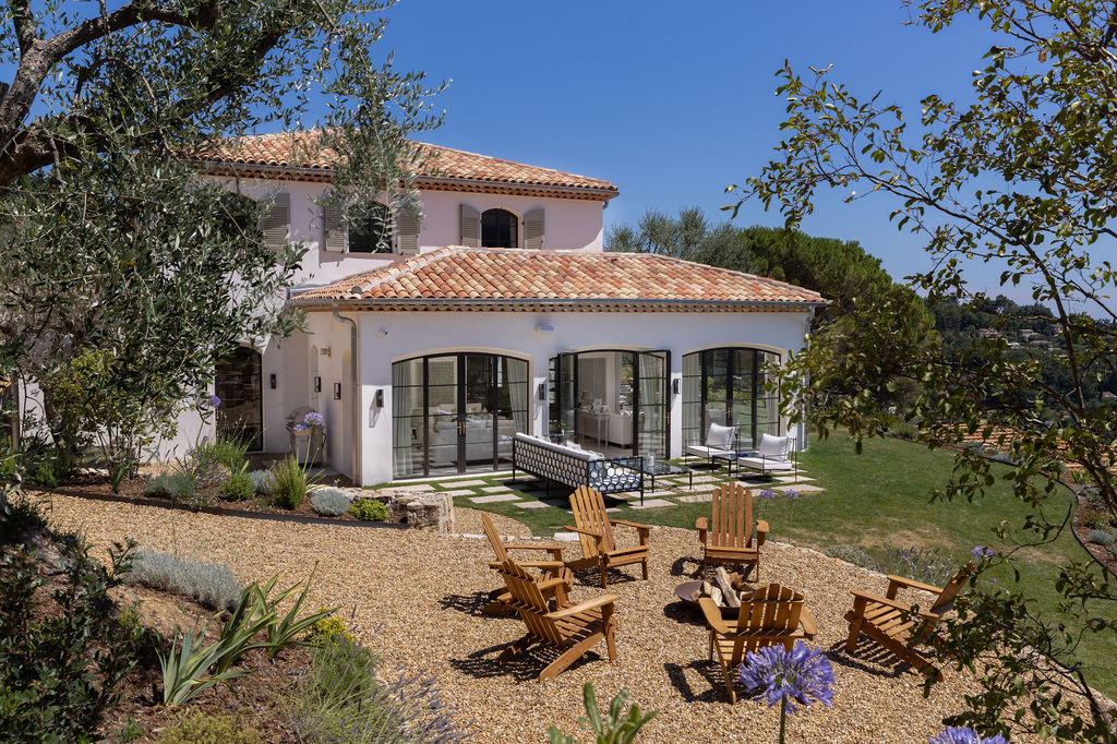 Olive D’Or — Garden wing & fire-pit court