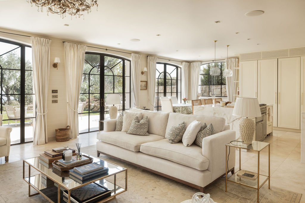 Olive D’Or — Open-plan living & kitchen